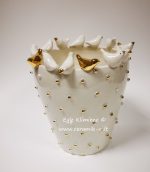 Keramikinė vaza su išskrendančiais paukščiais